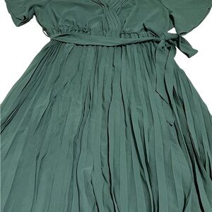 BloomChic Green Maxi Dress